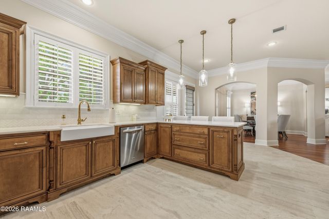 104 Rue Saint Barts, Youngsville, LA 70592