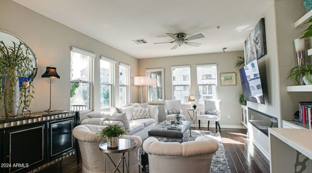 2511 W QUEEN CREEK Road 151, Chandler, AZ 85248