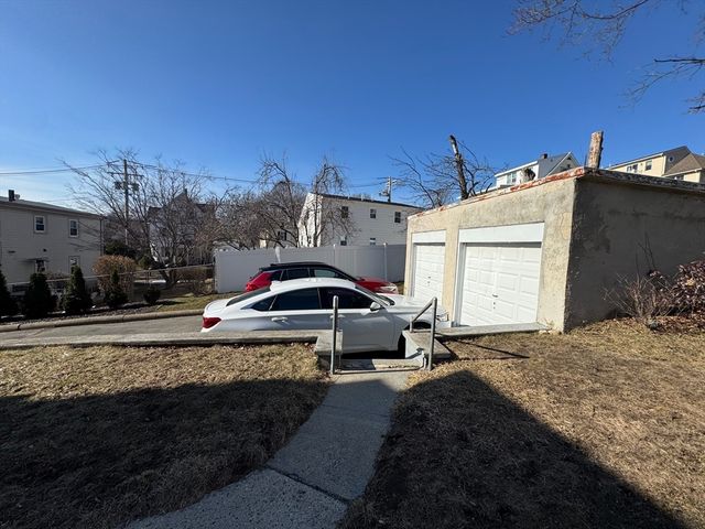 28 Quirk Street 28, Watertown, MA 02472