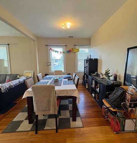 28 Quirk Street 28, Watertown, MA 02472