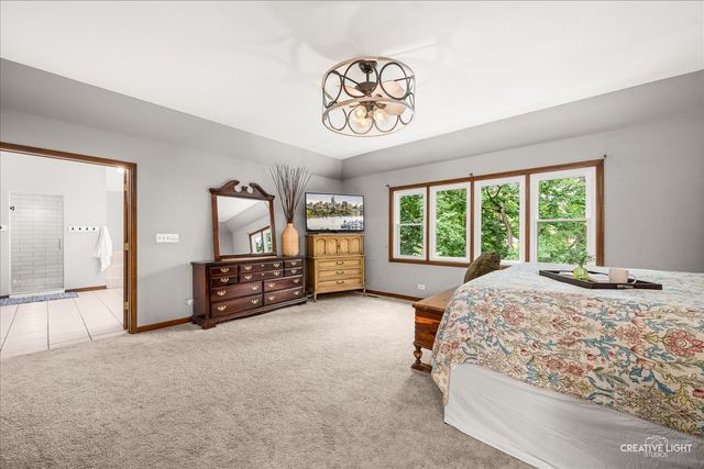 1196 Hobson Mill Drive, Naperville, IL 60540