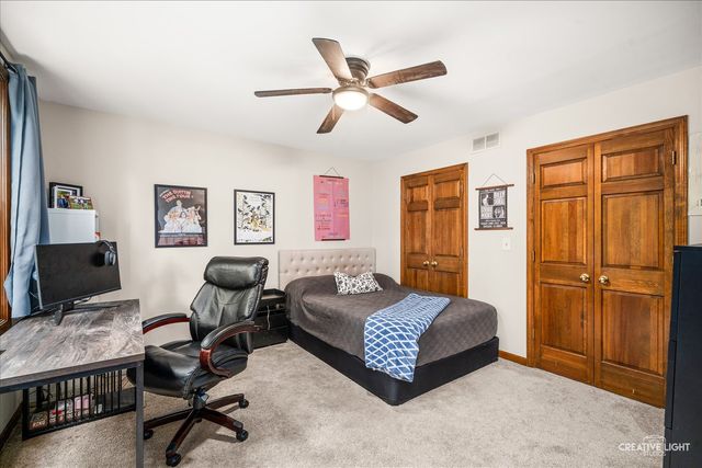 1196 Hobson Mill Drive, Naperville, IL 60540