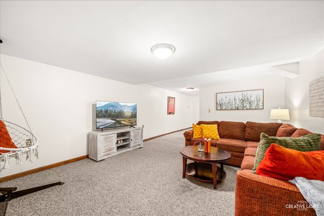 1196 Hobson Mill Drive, Naperville, IL 60540