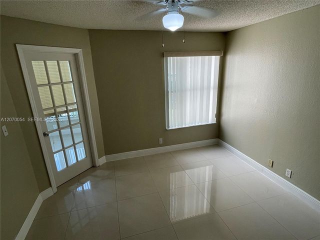 2826 S University Drive 3101, Davie, FL 33328