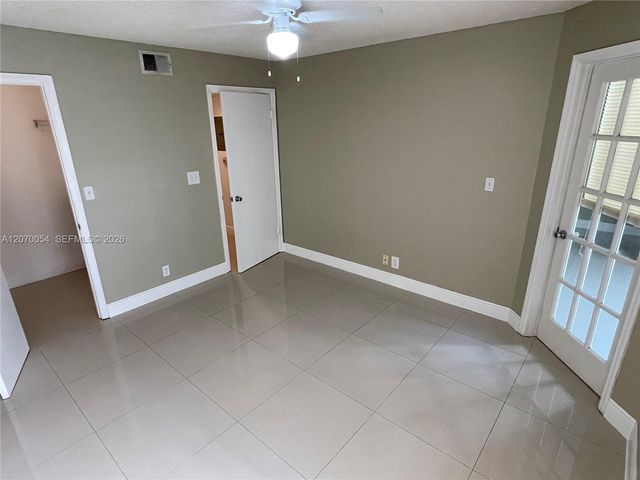 2826 S University Drive 3101, Davie, FL 33328