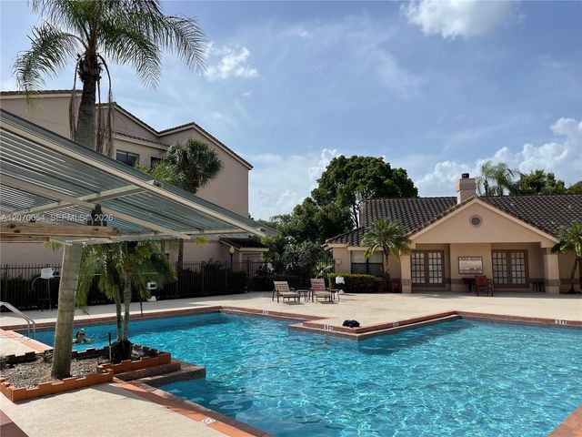 2826 S University Drive 3101, Davie, FL 33328