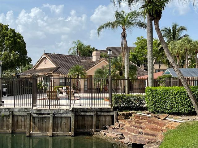 2826 S University Drive 3101, Davie, FL 33328