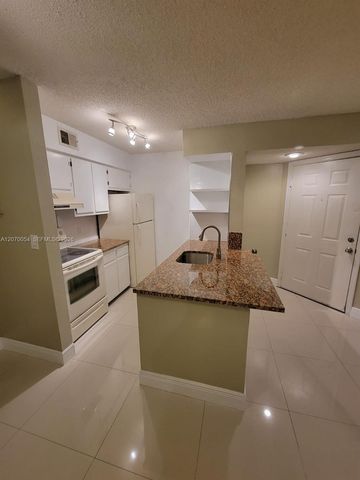 2826 S University Drive 3101, Davie, FL 33328