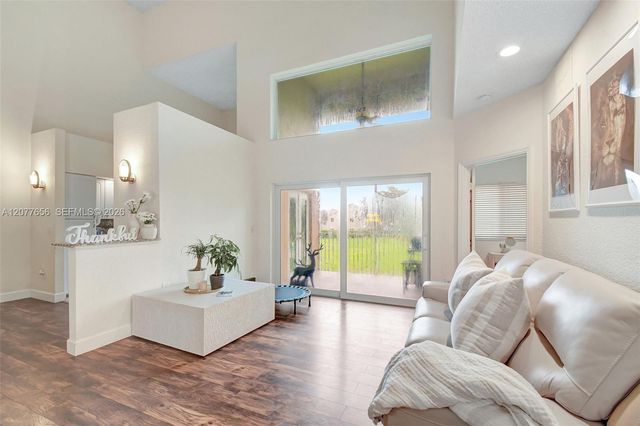 16339 Malibu Drive 22, Weston, FL 33326