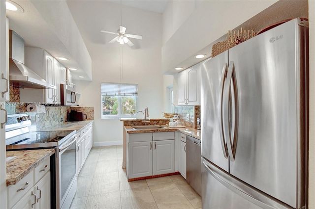 16339 Malibu Drive 22, Weston, FL 33326