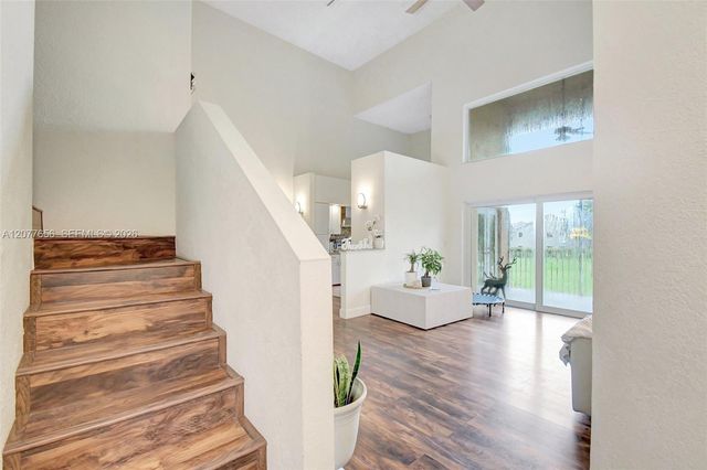 16339 Malibu Drive 22, Weston, FL 33326