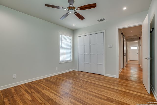526 Marchmont Ln, San Antonio, TX 78213
