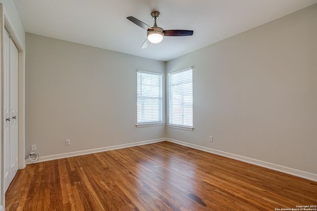 526 Marchmont Ln, San Antonio, TX 78213