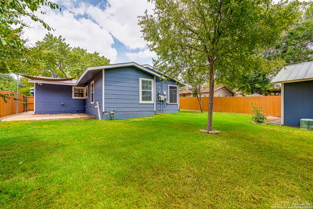 526 Marchmont Ln, San Antonio, TX 78213