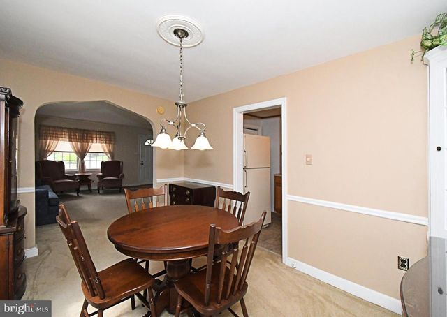 726 BUTTONWOOD ST, Norristown, PA 19401