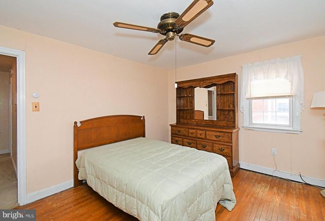 726 BUTTONWOOD ST, Norristown, PA 19401