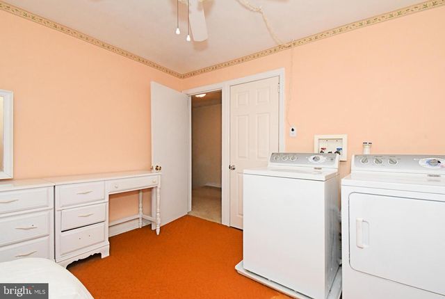 726 BUTTONWOOD ST, Norristown, PA 19401