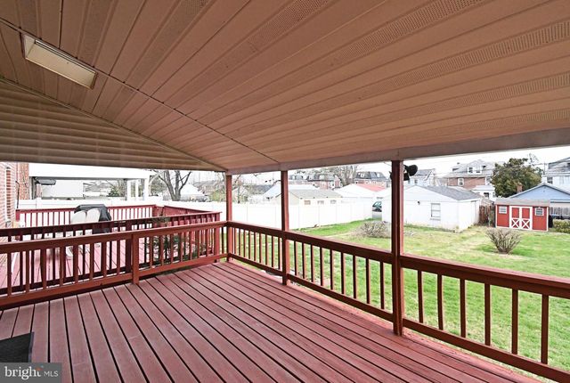 726 BUTTONWOOD ST, Norristown, PA 19401