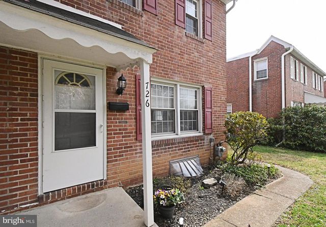 726 BUTTONWOOD ST, Norristown, PA 19401