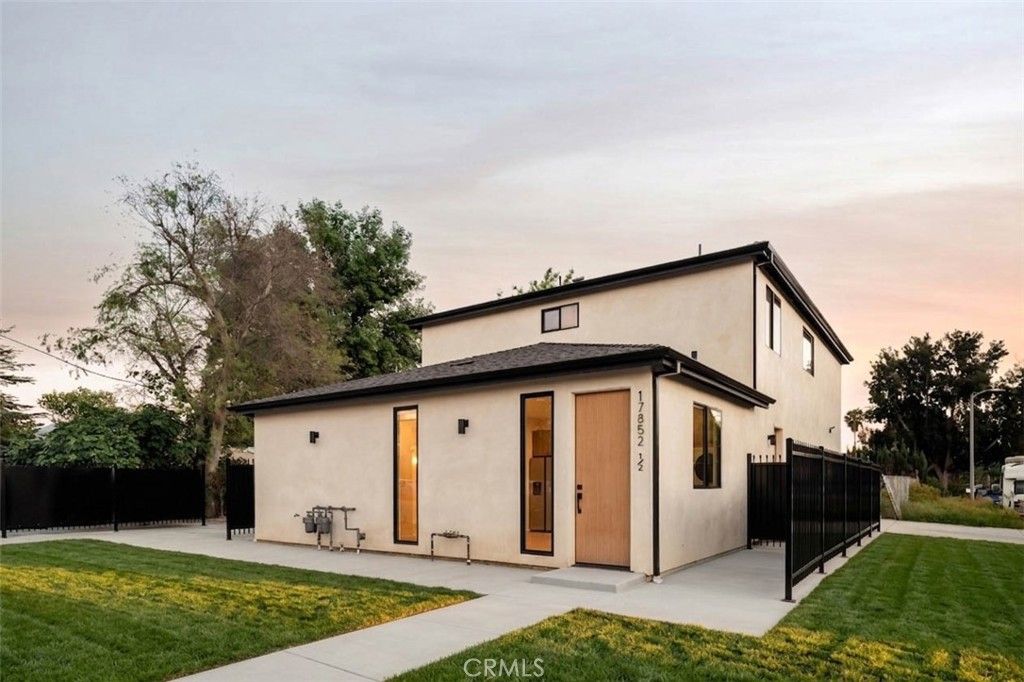 Image 1 of property listing at 17852 Saticoy Street, Reseda, CA 91335