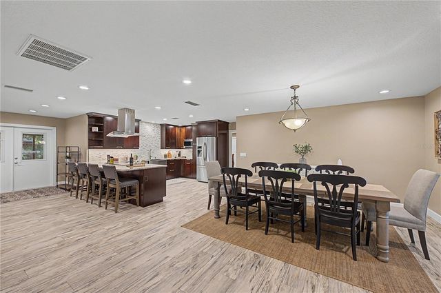 1112 LAKEMONT DRIVE, Valrico, FL 33594
