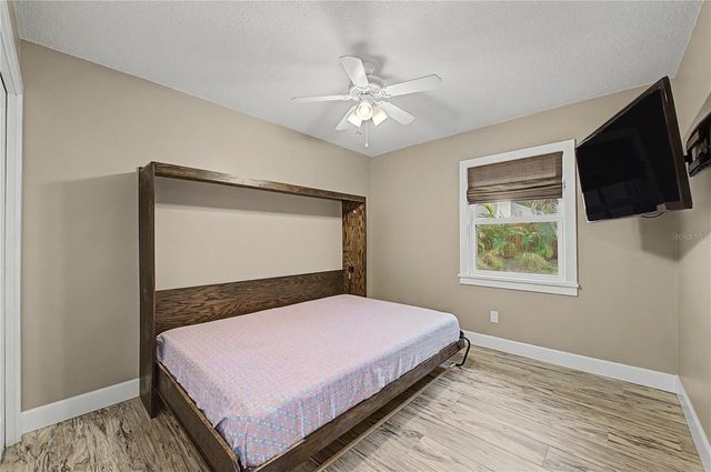 1112 LAKEMONT DRIVE, Valrico, FL 33594