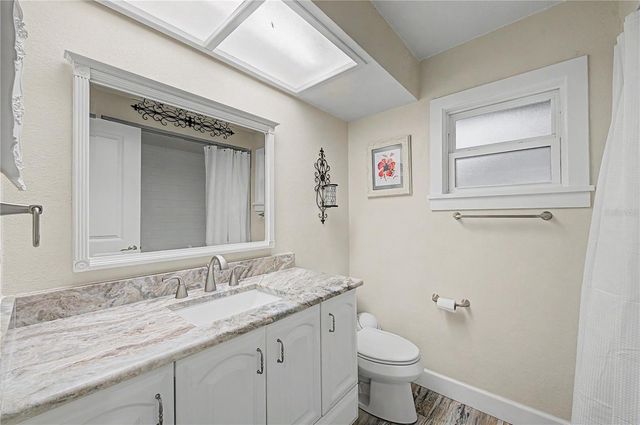 1112 LAKEMONT DRIVE, Valrico, FL 33594