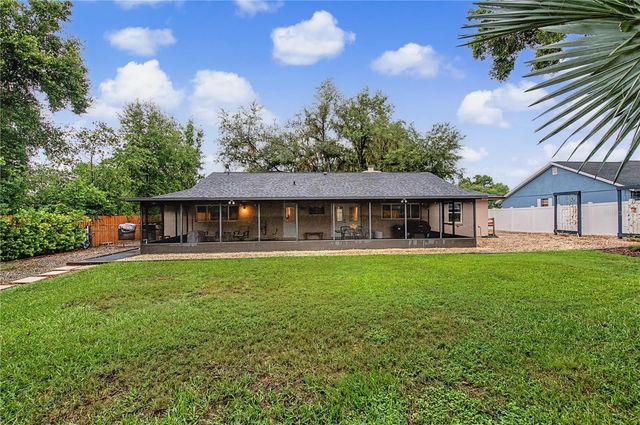 1112 LAKEMONT DRIVE, Valrico, FL 33594