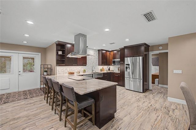 1112 LAKEMONT DRIVE, Valrico, FL 33594
