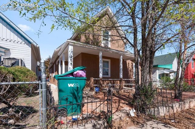 205 Cottonwood Street, Pueblo, CO 81004