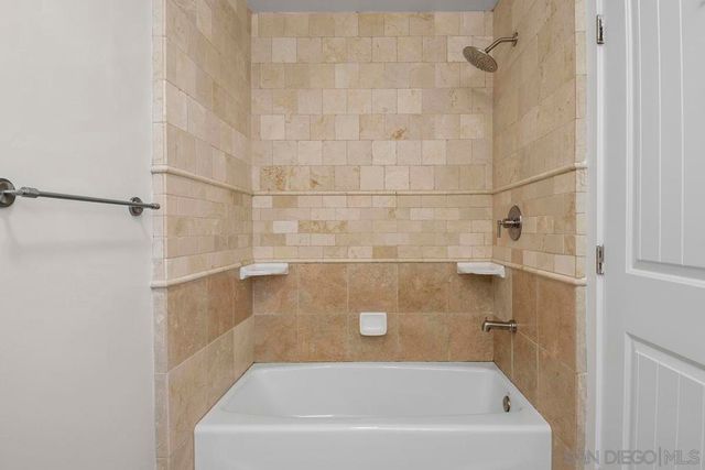 1020 Nolbey St, Cardiff By The Sea, CA 92007