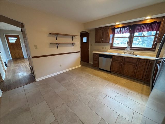 4003 PINE Avenue, Erie, PA 16504