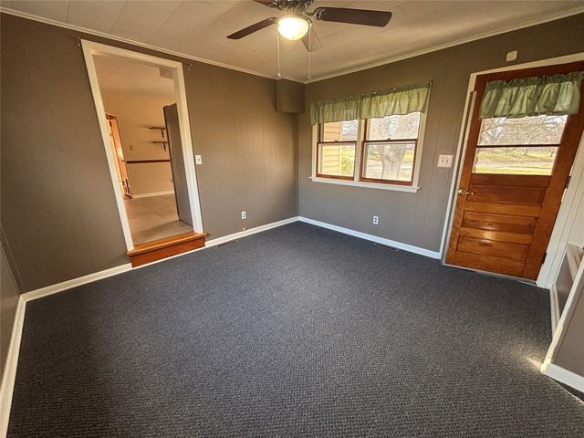 4003 PINE Avenue, Erie, PA 16504