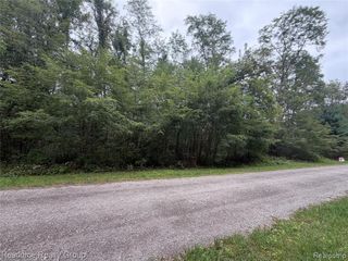 0. Colangelo Ln., Hamburg, MI 48189