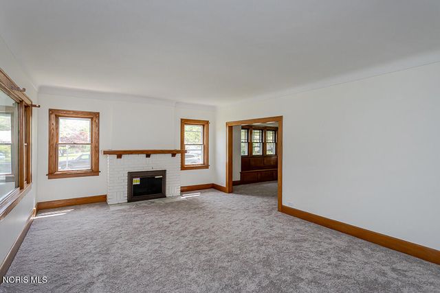 1616 Yosemite Drive, Toledo, OH 43614