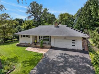 1208 Getzelman Trail, Algonquin, IL 60102