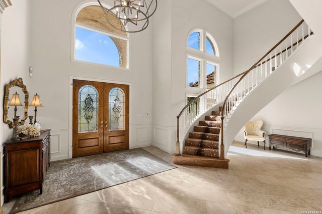 608 N CREEK RD, Comfort, TX 78013