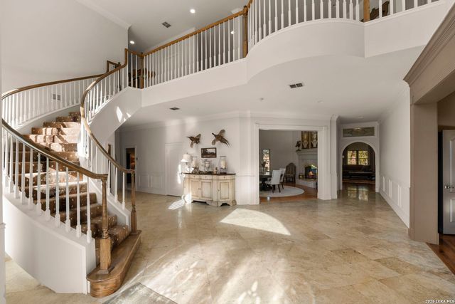 608 N CREEK RD, Comfort, TX 78013