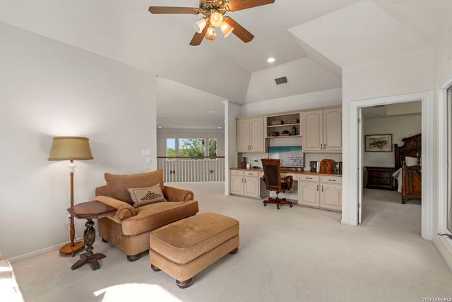 608 N CREEK RD, Comfort, TX 78013