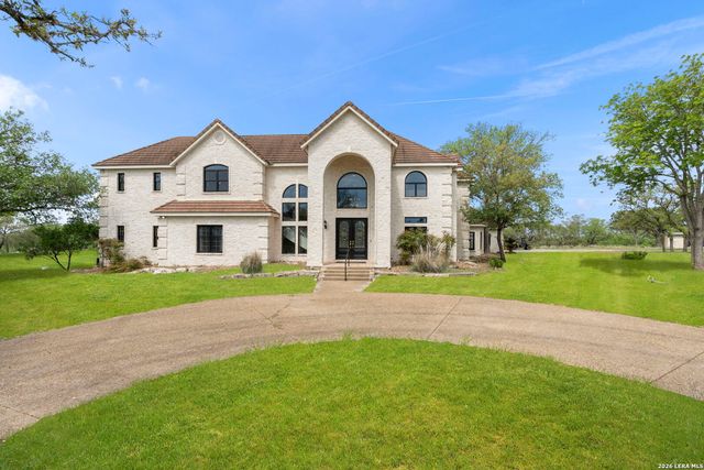 608 N CREEK RD, Comfort, TX 78013