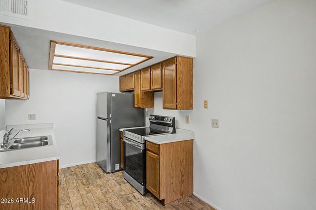520 N STAPLEY Drive 248, Mesa, AZ 85203