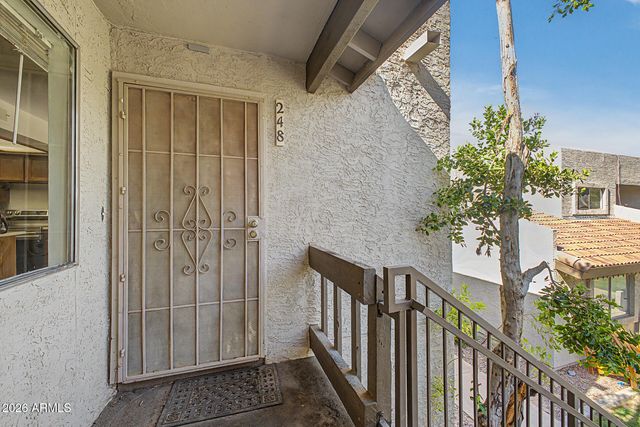 520 N STAPLEY Drive 248, Mesa, AZ 85203