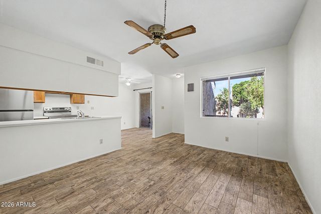 520 N STAPLEY Drive 248, Mesa, AZ 85203