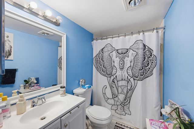 5570 NW 44th Street 313a, Lauderhill, FL 33319