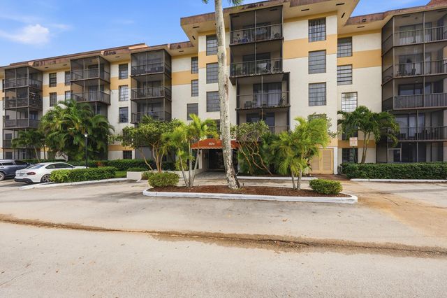 5570 NW 44th Street 313a, Lauderhill, FL 33319