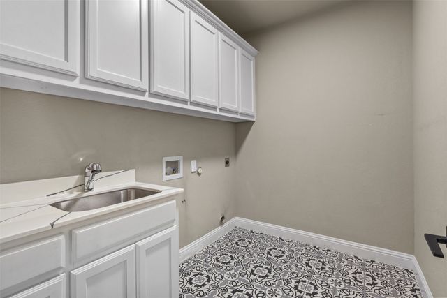 2451 Neck Road, Palmer, TX 75152