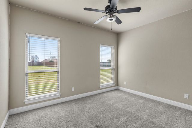 2451 Neck Road, Palmer, TX 75152