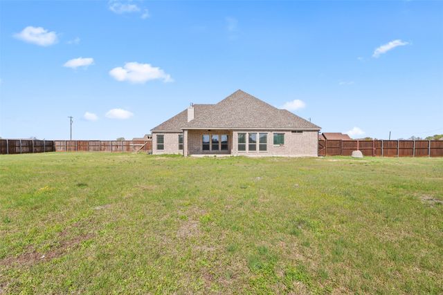 2451 Neck Road, Palmer, TX 75152