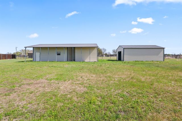 2451 Neck Road, Palmer, TX 75152