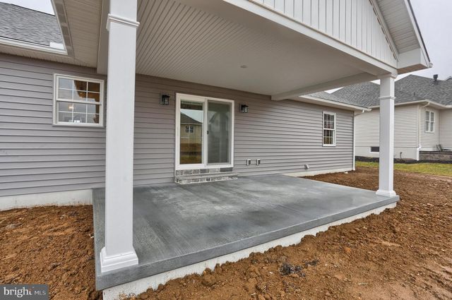 016 ROLLING MEADOW RD, Lebanon, PA 17046